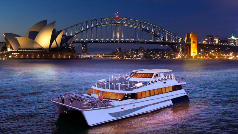 Join the crew at Harbourside Cruises for an unforgettable evening or afternoon cruising the spectacular Sydney Harbour!


